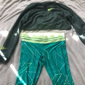 Nike drifit geometric running capri